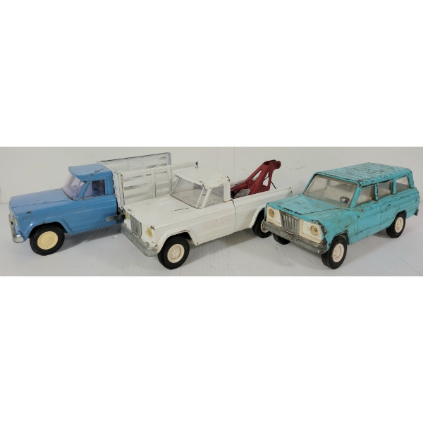 LOT OF 3 - TONKA PRESSED STEEL TOW, STACK RACK TRUCK MODELS