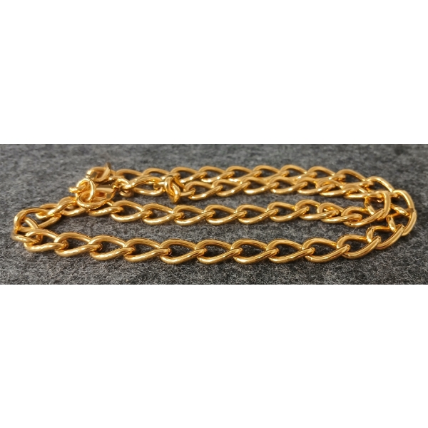 GOLD TONE CHAIN NECKLACE