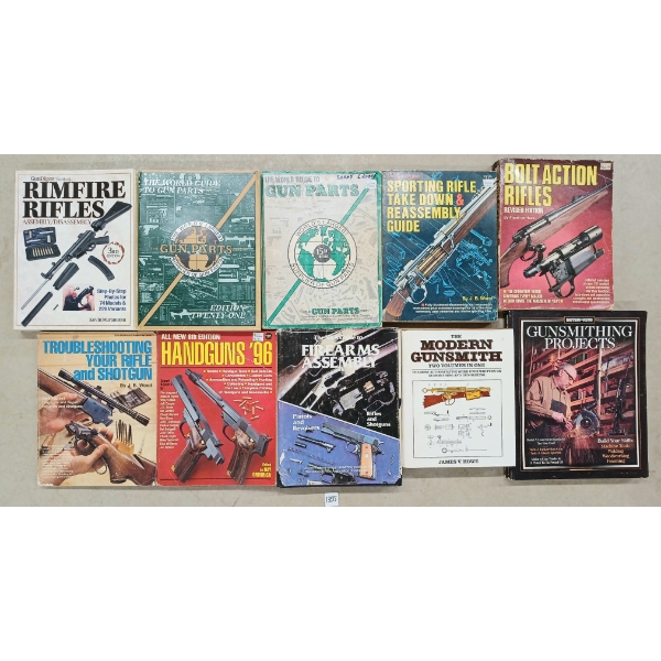 LOT OF 20 - ASSORTED FIREARMS MAGAZINES & BOOKS - NRA GUNSMITHING GUIDE, GUN PARTS CO, ETC