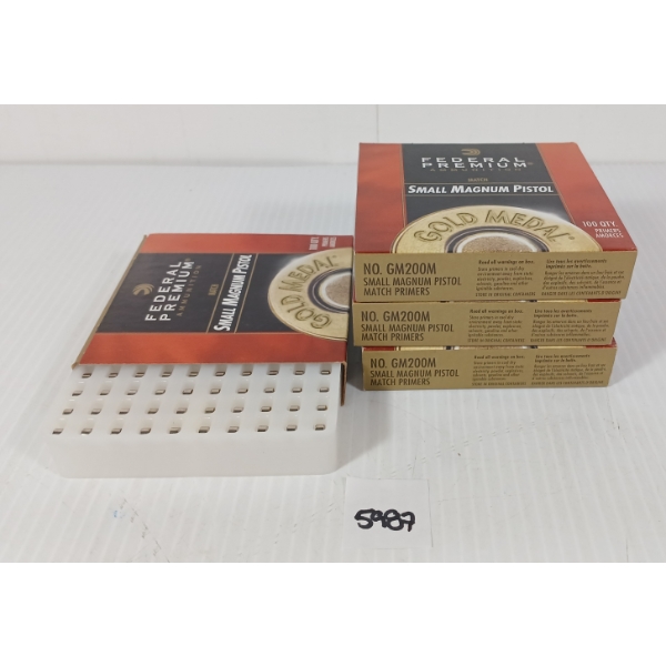 PRIMERS: 400X FEDERAL NO. GM200M SMALL MAGNUM PRIMERS