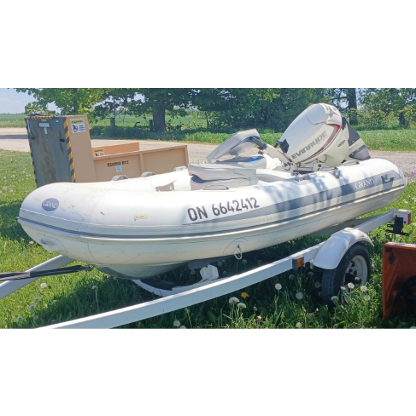 GMC MODEL S330 RIGID INFLATABLE BOAT W/ EVINRUDE E-TEC 25 HP MOTOR