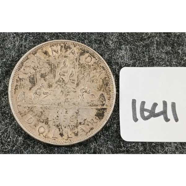 1938 CDN SILVER DOLLAR - VOYAGEUR 
