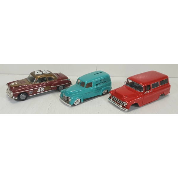 LOT OF 3 - JADA, ERTL & WIX DIECAST MODELS & COIN BANKS