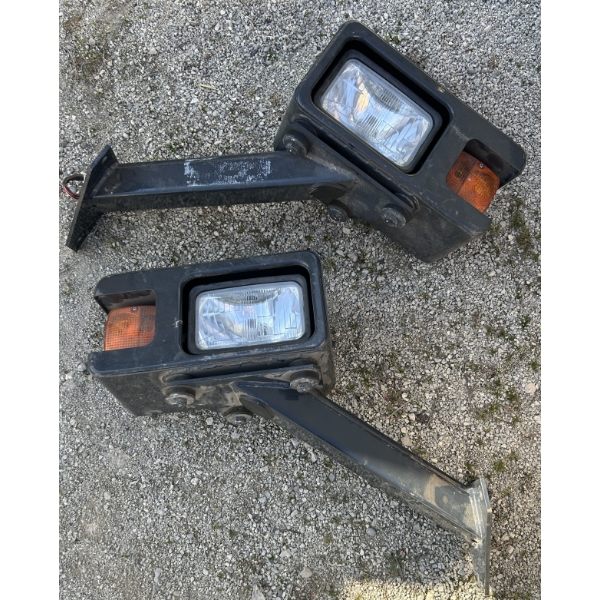 SET OF LIGHTS FOR KOMATSU WA250