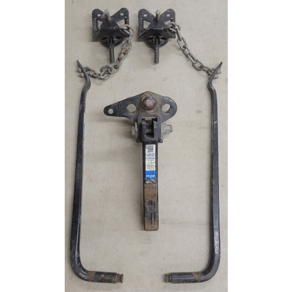 REESE TRAILER WEIGHT DISTRIBUTION HITCH
