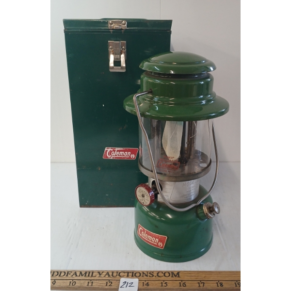 COLEMAN EAST-LITE LANTER W/ CARRIER