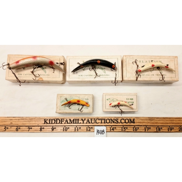 LOT OF 5 - FLATFISH VINTAGE LURES W/ BOXES