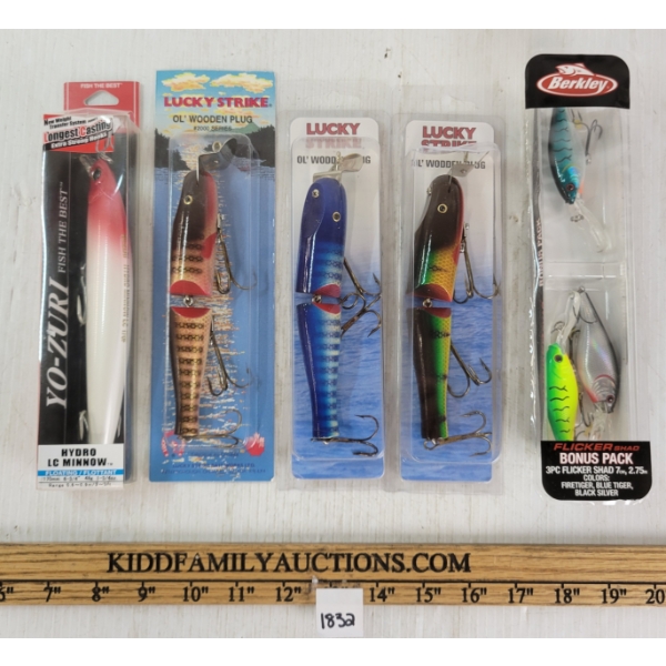 LOT OF 5 - FISHING LURES - INCL BERKLEY, LUCKY STRIKE & YO-ZURI