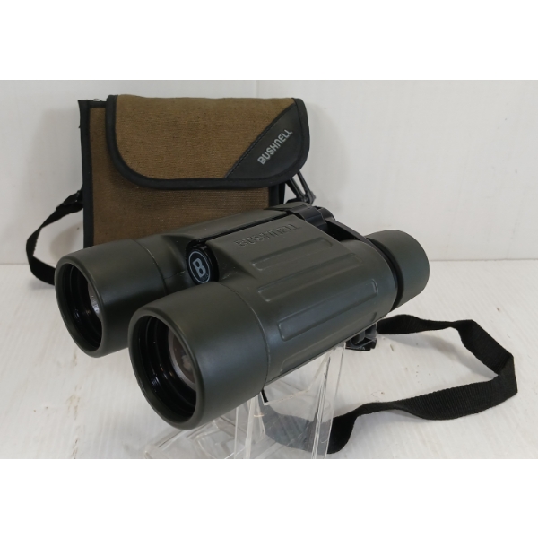 BUSHNELL TROPHY 10X42 BINOCULARS W/ CASE