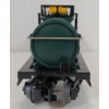 Image 6 : LOT OF 2 - LIONEL CROSSING GATE & BRITISH COLUMBIA DOME TANK CAR