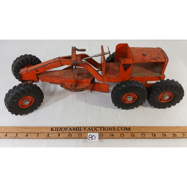 NY-LINT PRESSED STEEL ROAD GRADER