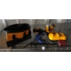 Image 2 : LOT OF 2 - DEWALT 1/4 SHEET PALM SANDER & BATTERY CHARGER W/ CASE