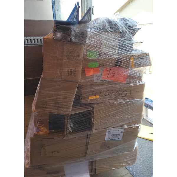 SKID LOT - PANDUIT CABLE MANAGEMENT DUCT COVERS