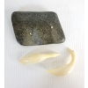 Image 8 : FEEDING BIRDS - SIGNED - STONE & IVORY