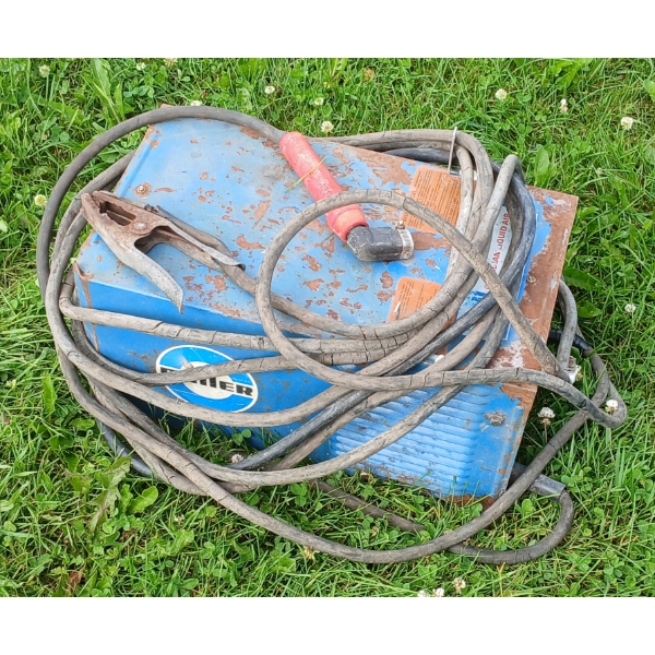 MILLER THUNDERBOLT WELDER - 220V