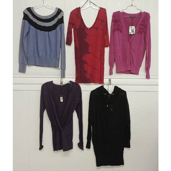 LOT OF 5 - WOMEN'S INSIGHT & RAGWEAR T-SHIRT, DRESS & SWEATERS