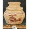 Image 2 : LIDDED GRASS BASKET W/ HELICOPTER PATTERN