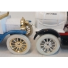 Image 5 : LOT OF 3 - ERTL 1905 DELIVERY CAR, 1913 MODEL T, 1918 BARREL DIECAST COIN BANKS