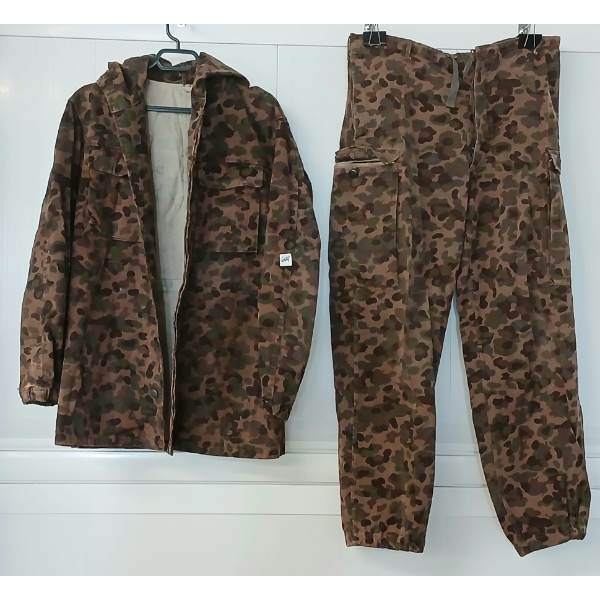 LOT OF 2 - 1960'S AUSTRIAN ARMY CAMO JACKET & PANTS