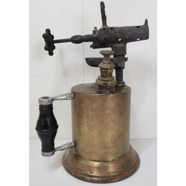 1921 CLAYTON & LAMBERT BRASS BLOWTORCH