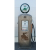 Image 3 : BENNETT GAS PUMP - REFINISHED AS SINCLAIR 