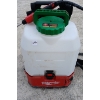 Image 2 : BACKPACK WEED SPRAYER - MILWAUKEE