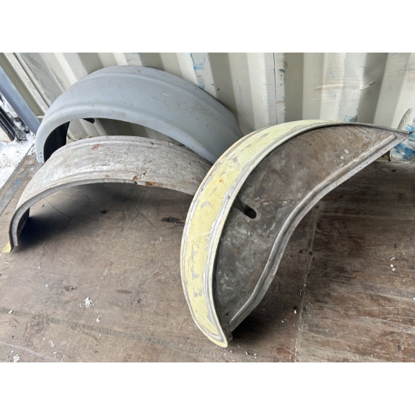 LOT OF 3 - FORD MODEL T FENDERS