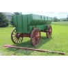 Image 2 : WESTERN GRAIN BOX ON JOHN DEERE RUNNING GEAR
