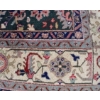 Image 4 : FLORAL KNOTTED AREA RUG