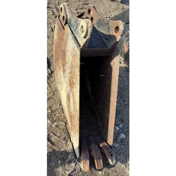 DITCHING BUCKET - 12 INCH