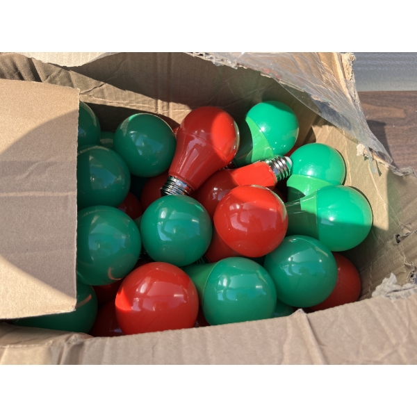 QTY OF RED & GREEN BULBS