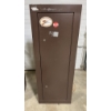Image 1 : GUN CABINET