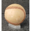 Image 2 : 1969 MONTREAL EXPOS GAME BASEBALL W/ BASE
