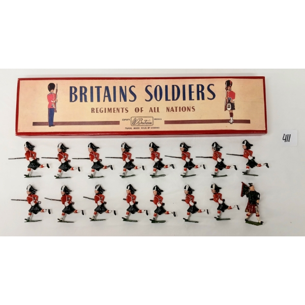 BRITAINS SOLDIERS LEAD FIGURES - NO. 15 PRINCESS LOUISE'S ARGYL & SUTHERLAND HIGHLANDERS