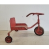 Image 3 : PRESSED STEEL RIDE-ON TRICYCLE