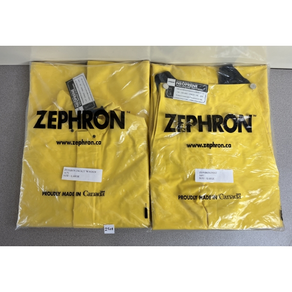 ZEPHRON RAIN JACKET AND PANTS - SIZE LARGE 