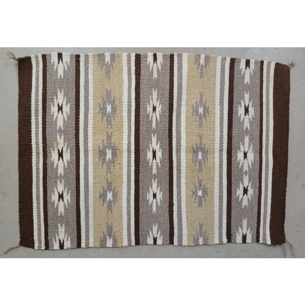 NAVAJO WOVEN POUND RUG - WOOL 
