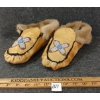 Image 1 : PAIR OF FLORAL BEADED MOCCASINS