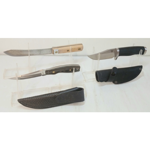 LOT OF 3 - RUSSELL, BENCHMADE & BERETTA KNIVES W/ SHEATHS
