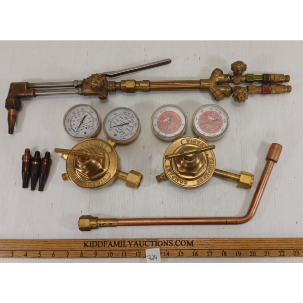 LOT OF 3 - VICTOR-OXYGEN ACETYLENE REGULATORS
