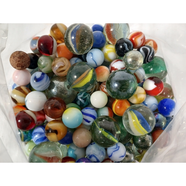 QTY OF COLLECTIBLE MARBLES - APPROX 10LBS