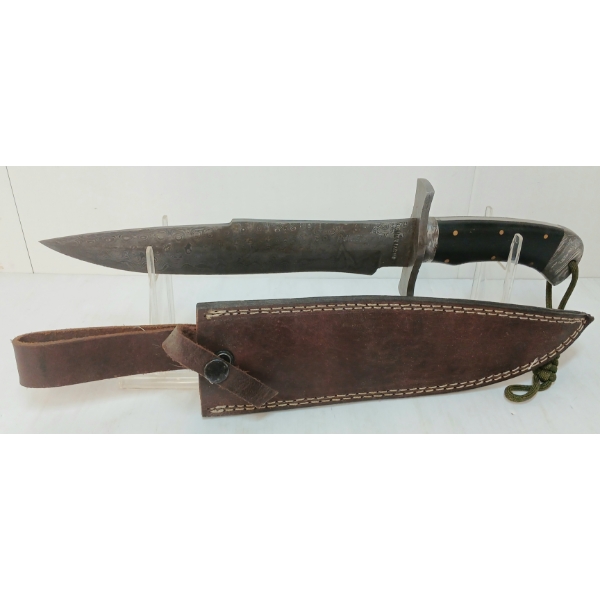 MARK ANDREW KNIFE W/ LEATHER SHEATH
