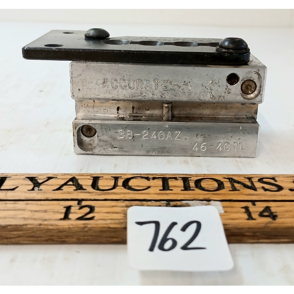 ACCURATE 4 CAVITY BULLET MOULD - 38-240 AZ & 46-401 L