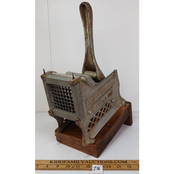 BLOOMFIELD MFG. CO. FRY CUTTER