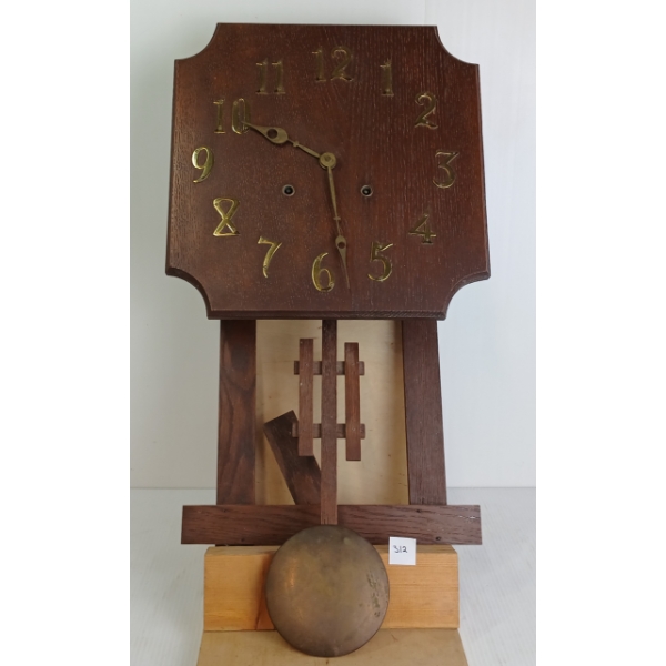 UNKNOWN WALL MOUNT CLOCK