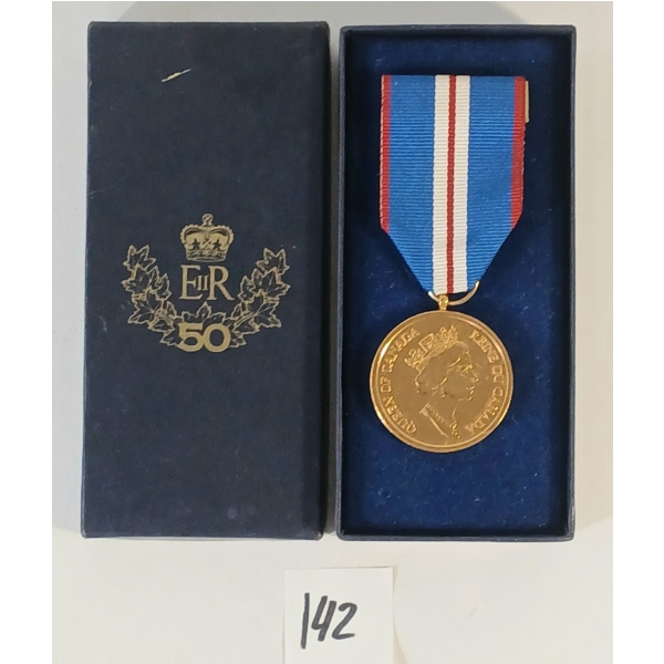 1952-2002 QUEEN ELIZABETH II GOLDEN JUBILEE MEDAL W/ BOX