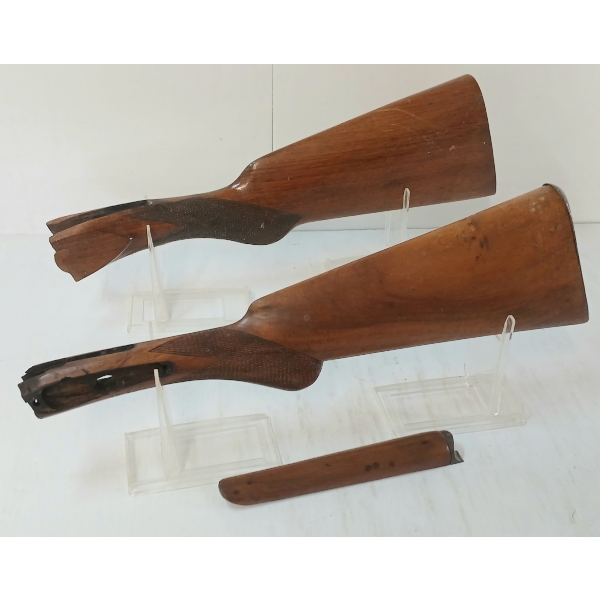 LOT OF 3 - UNKNOWN BUTT STOCKS & FOREND