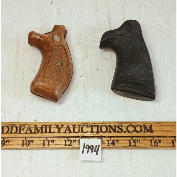 LOT OF 2 - S&W PISTOL GRIPS