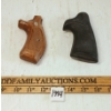Image 1 : LOT OF 2 - S&W PISTOL GRIPS