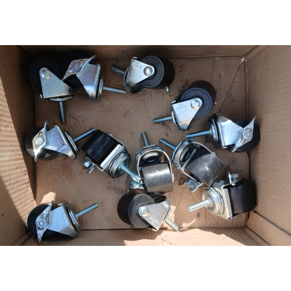 LOT OF 12 - CASTORS 8IN